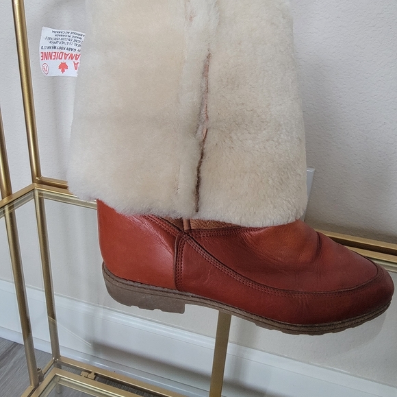 Vintage La Canadienne Shearling Lined Foldover Boots Women's Sz 7.5 Sheepskin - Picture 12 of 12